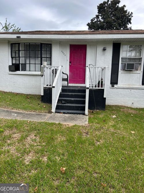 4090 W Oak Dr, Macon, GA, 31210-5619 | Card Image