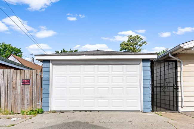 3307 S Leavitt St, House other with 7 bedrooms, 2 bathrooms and 1 parking in CHICAGO IL | Image 20