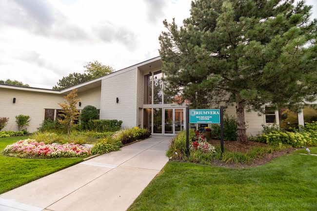 APT-9C - 3925 Triumvera Dr, Home with 2 bedrooms, 2 bathrooms and null parking in Glenview IL | Image 18