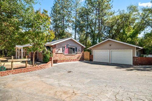 5761 Forest Lake Road, Diamond Springs, CA, 95619 | Card Image