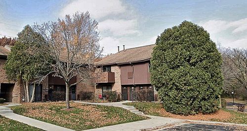 9117 N Park Plaza Ct, Brown Deer, WI, 53223-2125 | Card Image