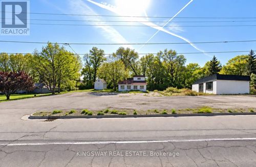 7804 Yonge St, Innisfil, ON, L9S1L4 | Card Image