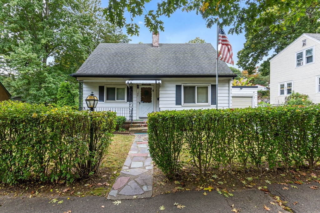 Border Rd, Malden, MA 02148