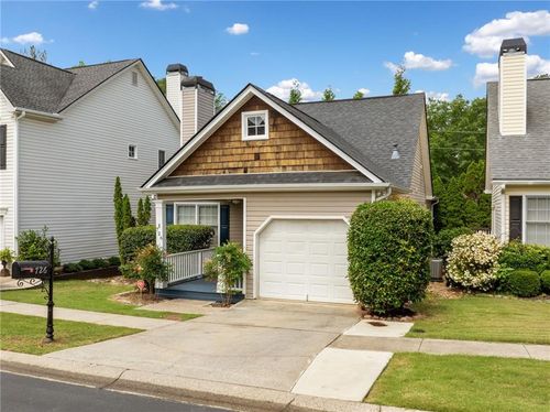 726 Gardenside Cir Se, Marietta, GA, 30067-2700 | Card Image