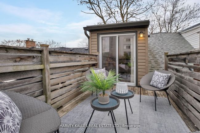 65 Tiverton Ave, House other with 3 bedrooms, 2 bathrooms and 2 parking in Toronto ON | Image 32