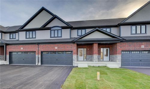 233 Applewood Street, Plattsville, ON, N0J1S0 | Card Image