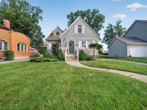 2013 Curdes Ave, Fort Wayne, IN, 46805-2711 | Card Image