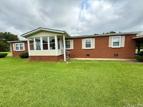 104 Henry Rd, Jarratt, VA, 23867-8130 | Card Image