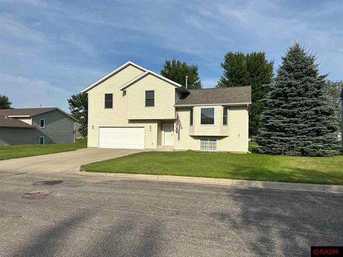 600 W Nathan St, Lake Crystal, MN, 56055-2116 | Card Image