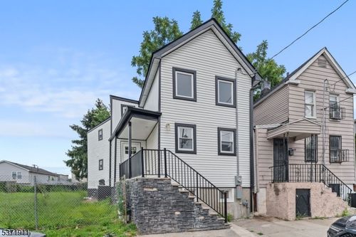 441 S 9th St, Newark, NJ, 07103-2043 | Card Image