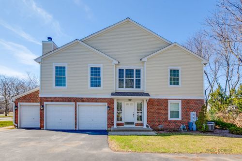 --632 Grosse Pointe Cir, Vernon Hills, IL, 60061-3411 | Card Image