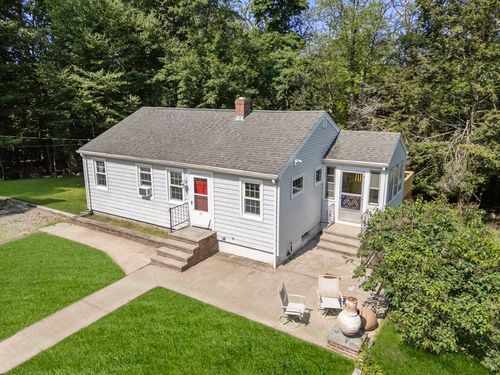 12 Richie Rd, Douglas, MA, 01516-2616 | Card Image