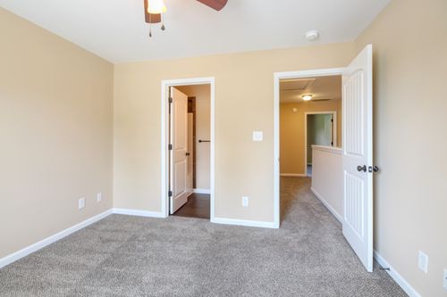 b-234 Fairview Ln, Clarksville, TN, 37040-6643 | Card Image