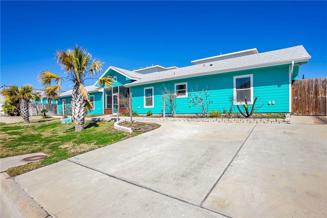 10th St, Port Aransas, TX 78373