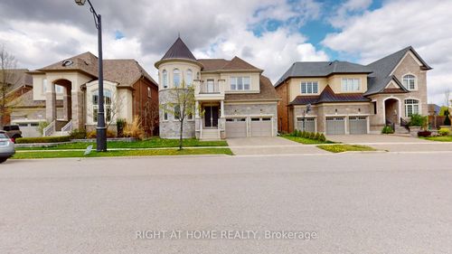 60 Chesney Cres, Kleinburg, ON, L4H4A5 | Card Image