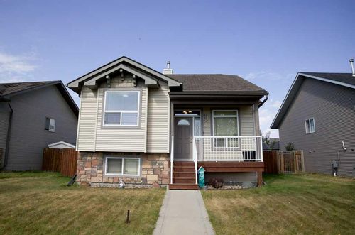 20 Ironstone Drive, Red Deer, AB, T4R2R2 | Card Image