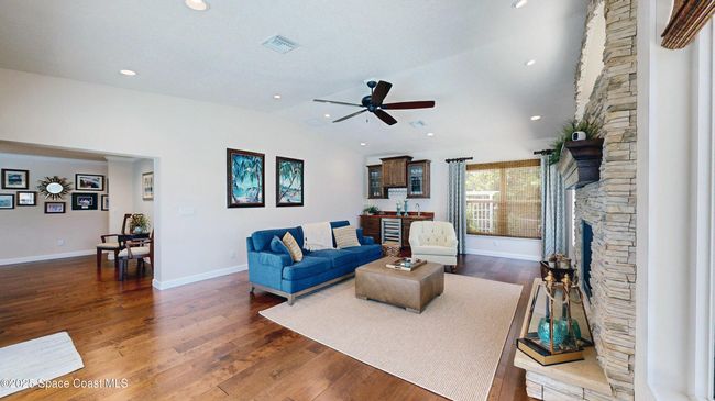 211 Jamaica Dr, House other with 3 bedrooms, 3 bathrooms and null parking in Cocoa Beach FL | Image 38