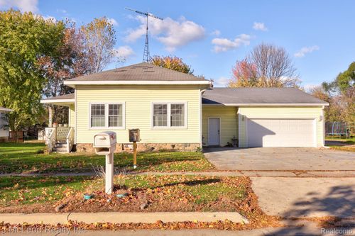 4618 Main St, Millington, MI, 48746-9056 | Card Image