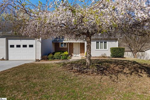213 Creek Forest Dr, Greenville, SC, 29615-5303 | Card Image