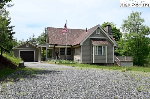 280 Smoky Hollow Rd, Laurel Springs, NC, 28644-8700 | Card Image