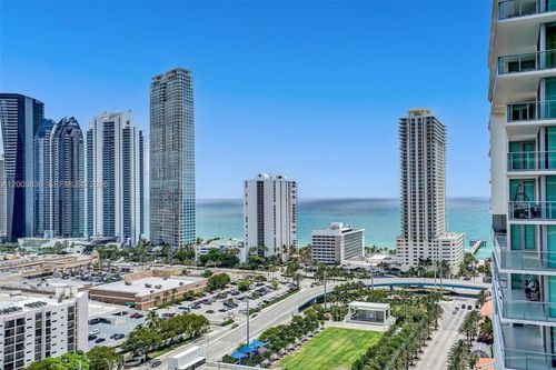 5-2207-330 Sunny Isles Blvd, Sunny Isles Beach, FL, 33160-5632 | Card Image