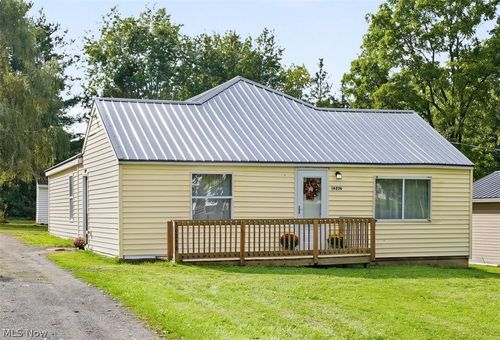 16236 Georgette Dr, Burton, OH, 44021-9723 | Card Image