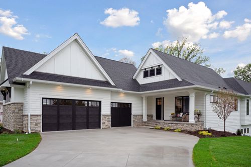 7 Pond View Trl, North Oaks, MN, 55127-2506 | Card Image