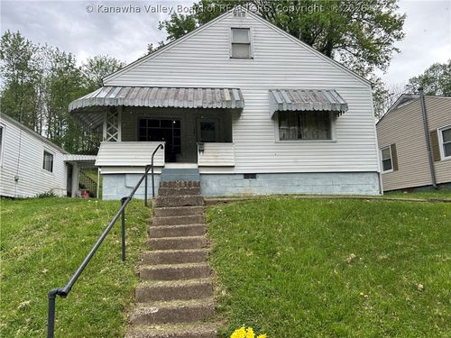 1391 Elizabeth St, Huntington, WV, 25705-1223 | Card Image