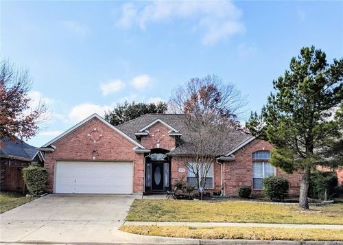3519 Heatherbrook Dr, Arlington, TX, 76001-6514 | Card Image