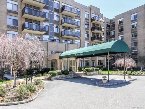 2q-35 N Chatsworth Ave, Larchmont, NY, 10538-1955 | Card Image