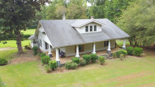 131 King Rd, Warrenton, NC, 27589-9557 | Card Image