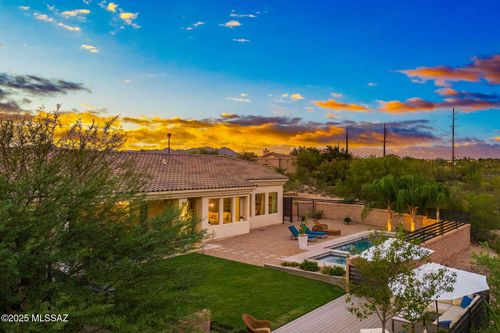 10255 N La Cholla Blvd, Oro Valley, AZ, 85742-8438 | Card Image