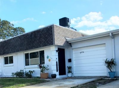 6770 Monaco N, House other with 2 bedrooms, 2 bathrooms and null parking in Pinellas Park FL | Image 1