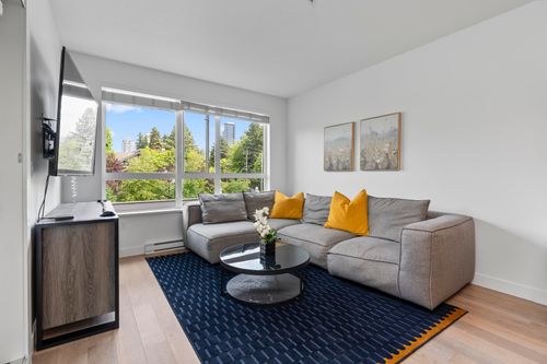 416-3399 Noel Dr, Burnaby, BC, V3J0G8 | Card Image
