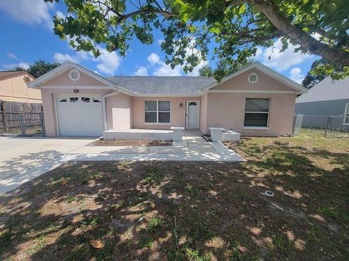 8224 Autumn Oak Ave, PORT RICHEY, FL, 34668-3301 | Card Image