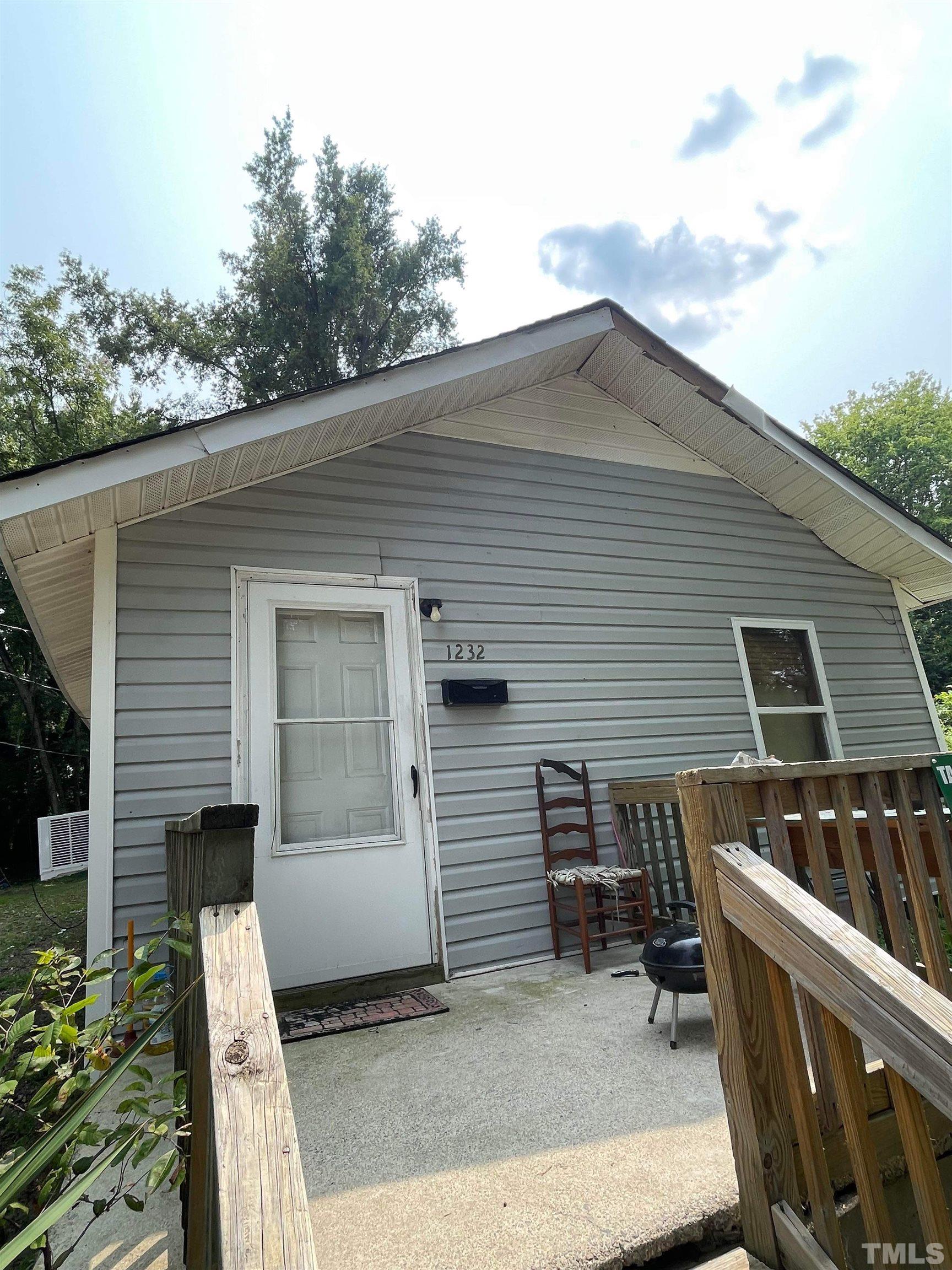 1232 S Williams Street, Inactive in Henderson Zoocasa