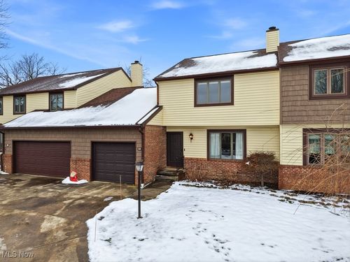 32 Picadilly Ct, Kent, OH, 44240-7289 | Card Image