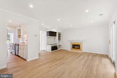19724 Wootton Avenue, POOLESVILLE, MD, 20837 | Card Image