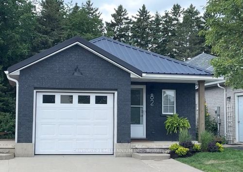 82 Orchid Cres, Kitchener, ON, N2E3N4 | Card Image