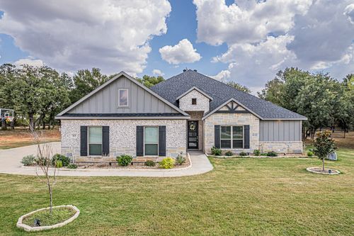 113 Oaks Springs Ln, Weatherford, TX, 76087-7432 | Card Image
