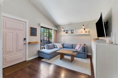 2352 Archwood, Simi Valley, CA, 93063 | Card Image