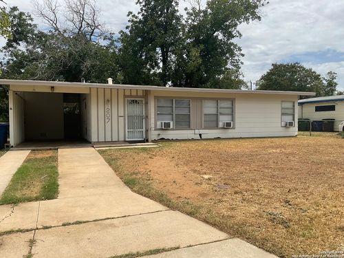 207 Pinehurst Blvd, San Antonio, TX, 78221-4017 | Card Image