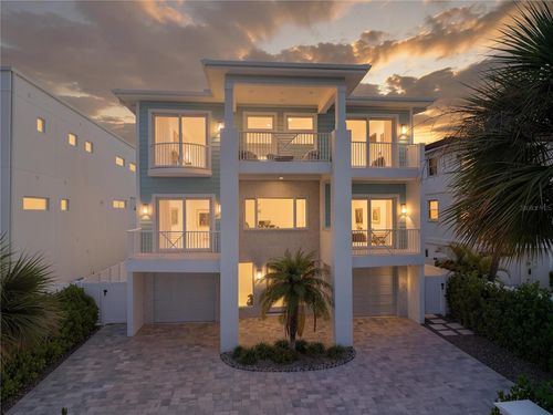 34 Gulf Blvd, Indian Rocks Beach, FL, 33785-2532 | Card Image