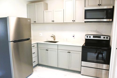 2719 Peer Ln, Delray Beach, FL, 33445-5892 | Card Image