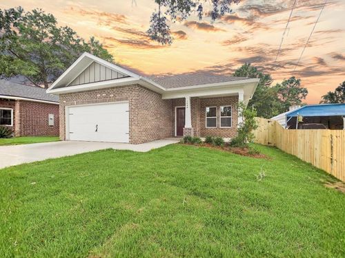1496 Pine St, Niceville, FL, 32578-9781 | Card Image