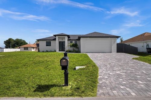1805 Nw 12th St, Cape Coral, FL, 33993-5403 | Card Image