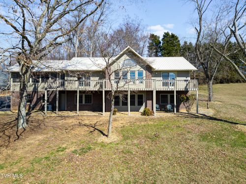 534 White Oak Cir, Kodak, TN, 37764-2125 | Card Image