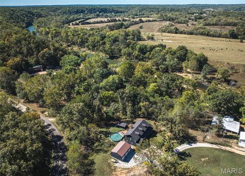 18 Garrison Ln, Steelville, MO, 65565-4635 | Card Image