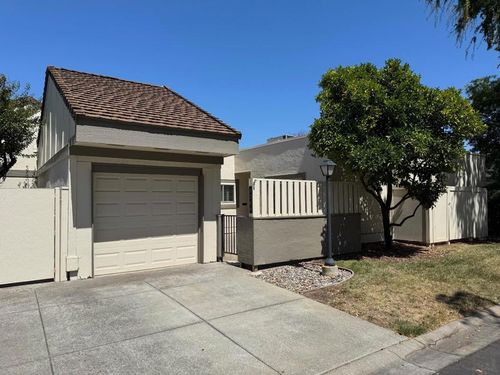 6066 Montgomery Bnd, San Jose, CA, 95135-1429 | Card Image