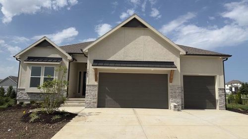 13037 W 174th Pl, Overland Park, KS, 66221-7175 | Card Image